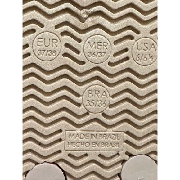 Prego tan Rhinestonesl Flip Flops Beach Size 6-61/2 A813 - Picture 3 of 3